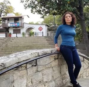 Meet your Posher, Naomi